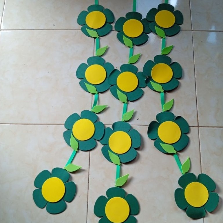 hiasan gantung bahan spon ati/hiasan kelas/hiasan jendela/hiasan Kamar/hiasan TPQ/hiasan bimbel