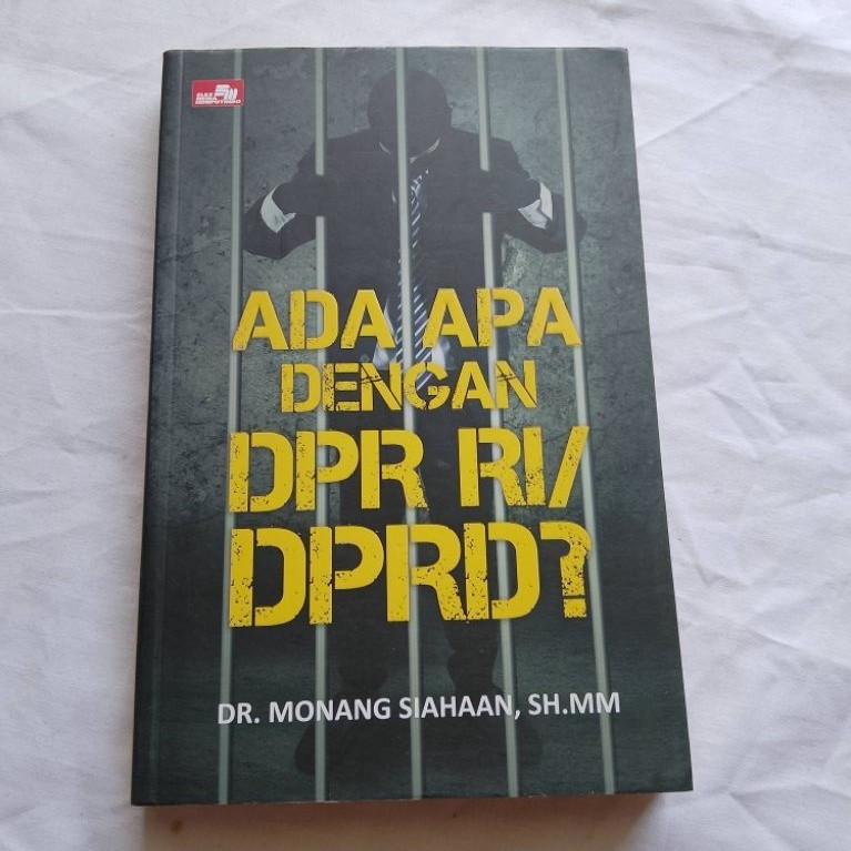 BUKU ADA APA DENGAN DPR RI / DPR?