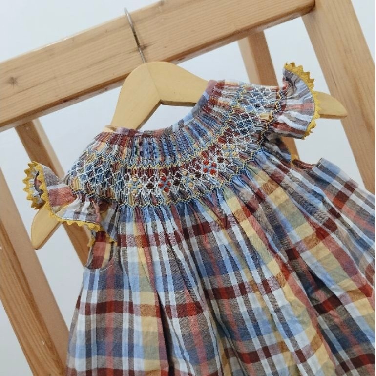 Smocked DBB