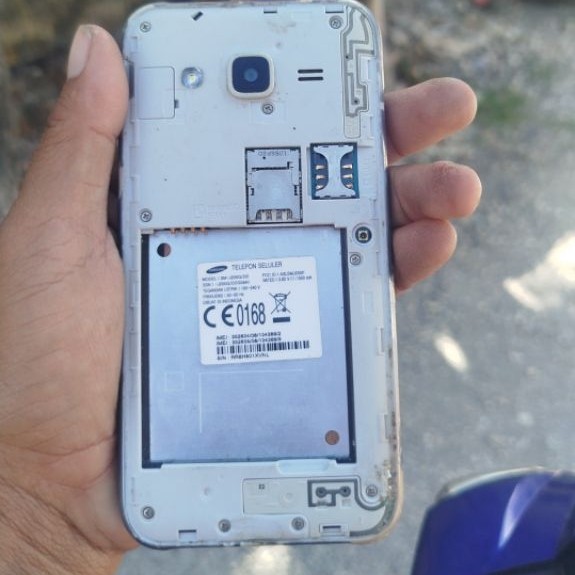 SAMSUNG J2 BIASA
