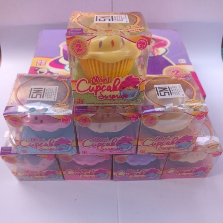 Mini Cupcake Surprise