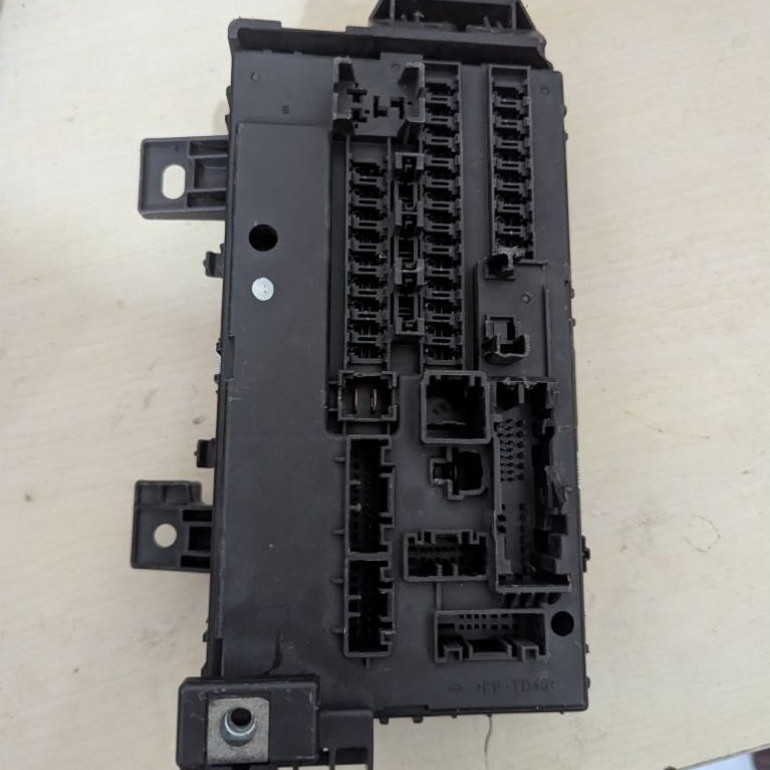 box skirng rush,Terios 82600-BZ331 Original 100%