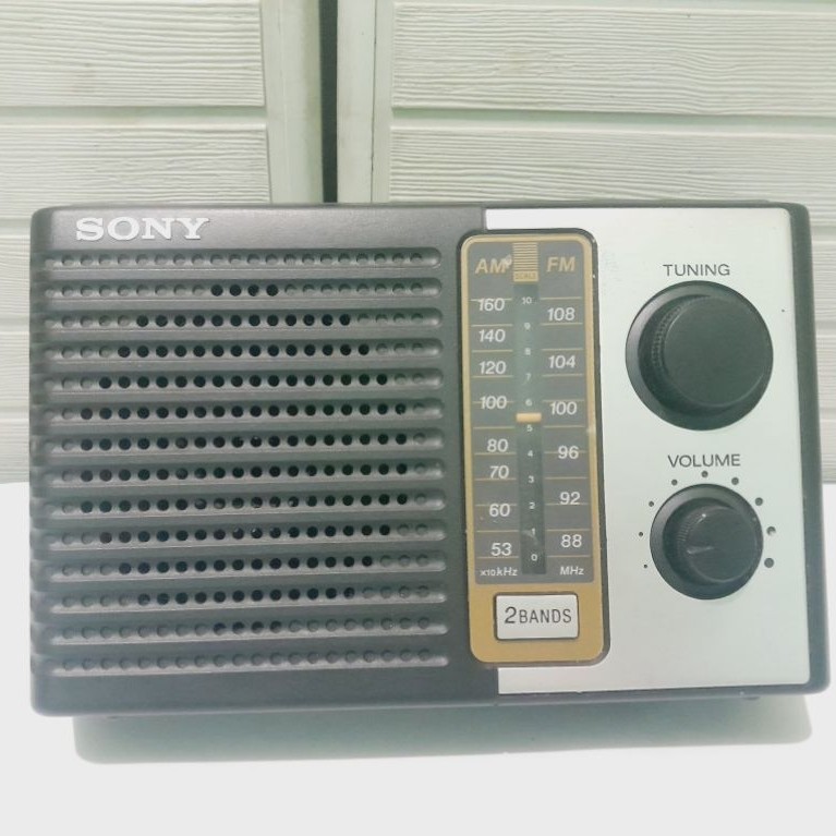 RADIO SONY ICF F10