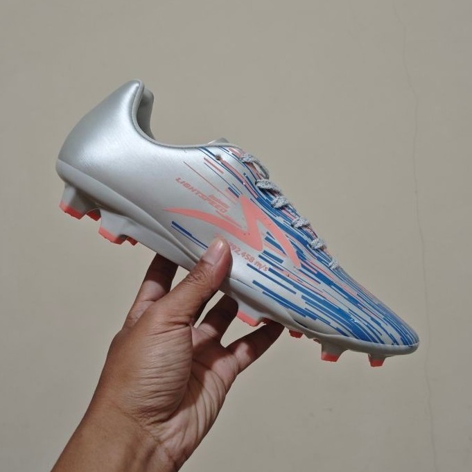 Size 40 Second Sepatu Bola Specs Lightspeed reborn FG Glacier Gray