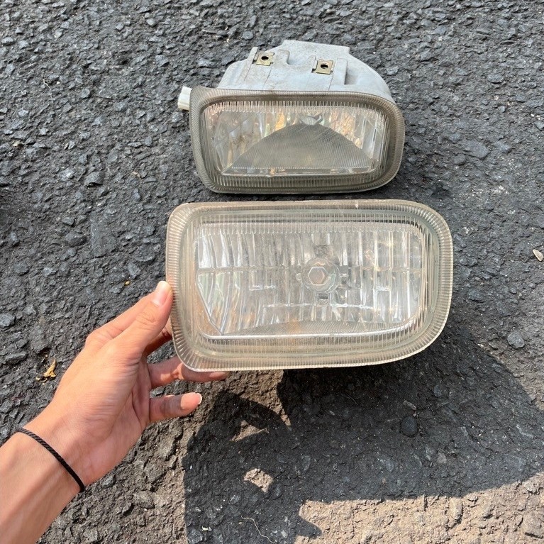 FOGLAMP PANTHER 2000 2001 2002 2003 ORIGINAL