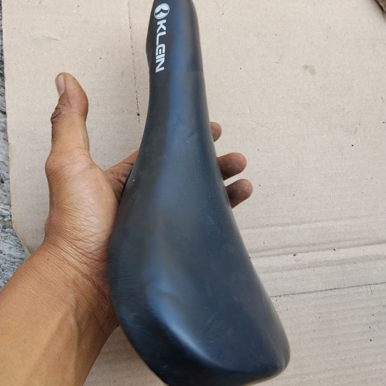 SADDLE SEPEDA JADUL VINTAGE NOS SIMPANAN TOKO MERK KLEIN KASHIMAX REG 197425 SUPER LANGKA