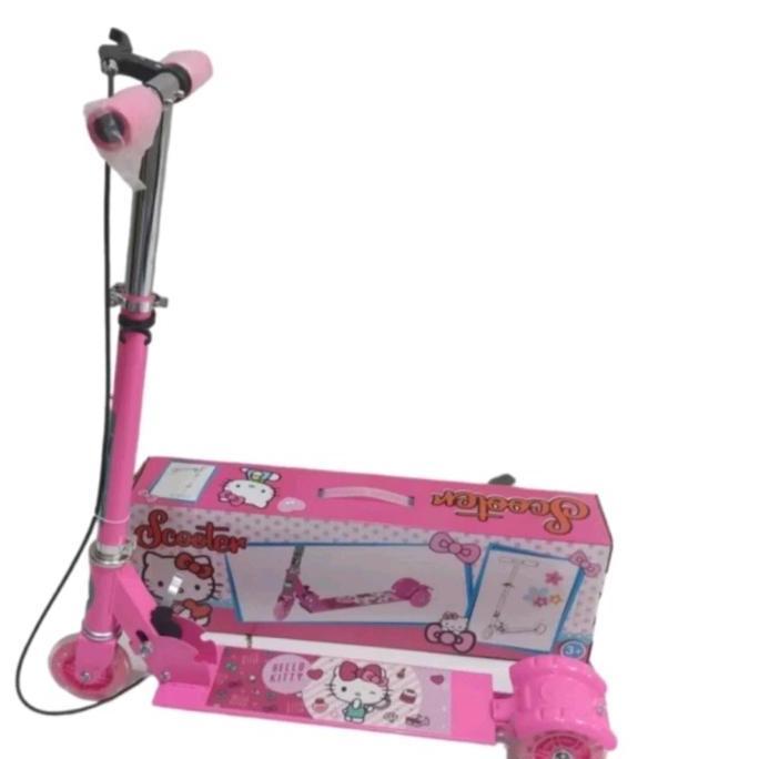 Com- Mainan Outdoor Anak O Sekuter Skuter Ada Rem Lampu Kuromi Frozen Hello Kitty Avenger Spiderman