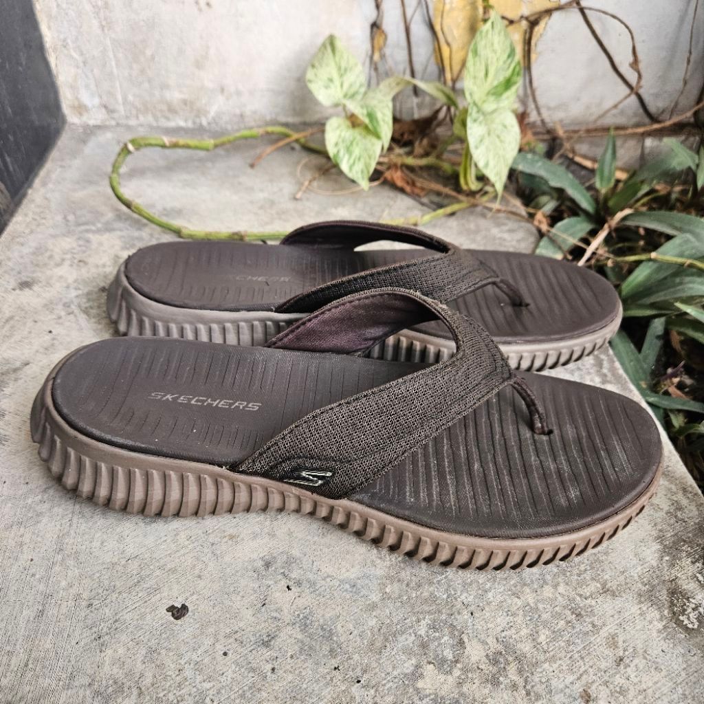 sandal second skechers size 43(28cm)
