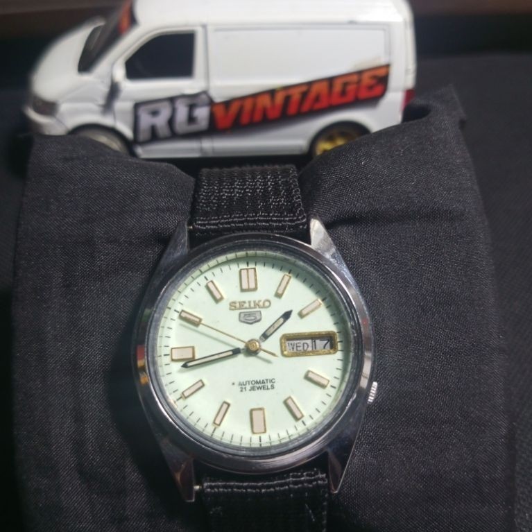 jam bekas otomatis seiko KW