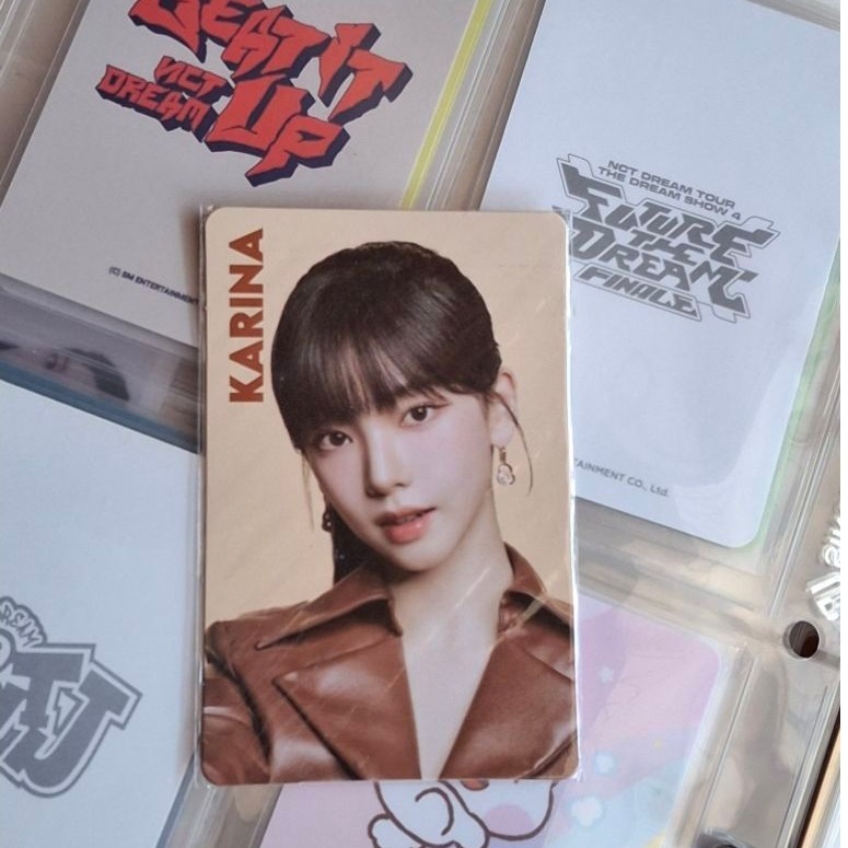 PC PHOTOCARD OFFICIAL KARINA NABATI
