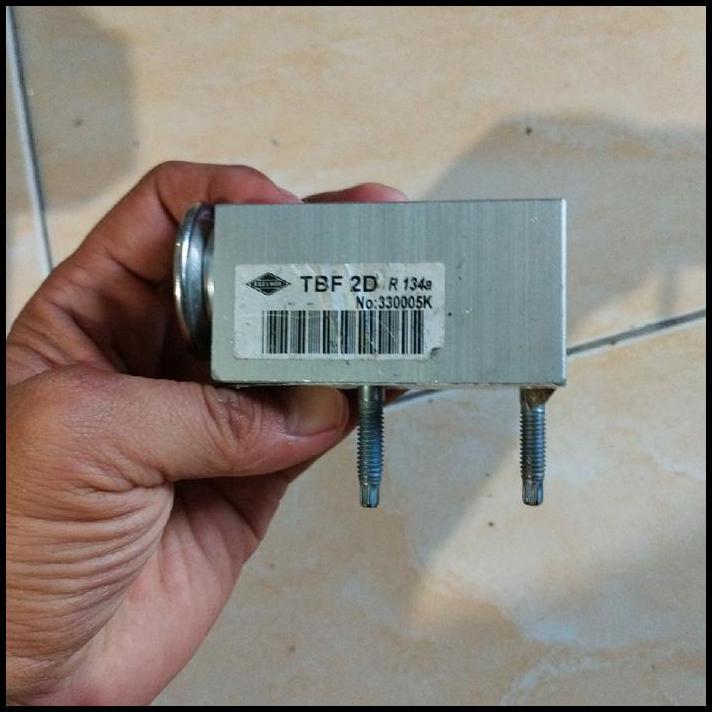 TERBARU EXPANSI AC MERCEDES BENZ W204 W212