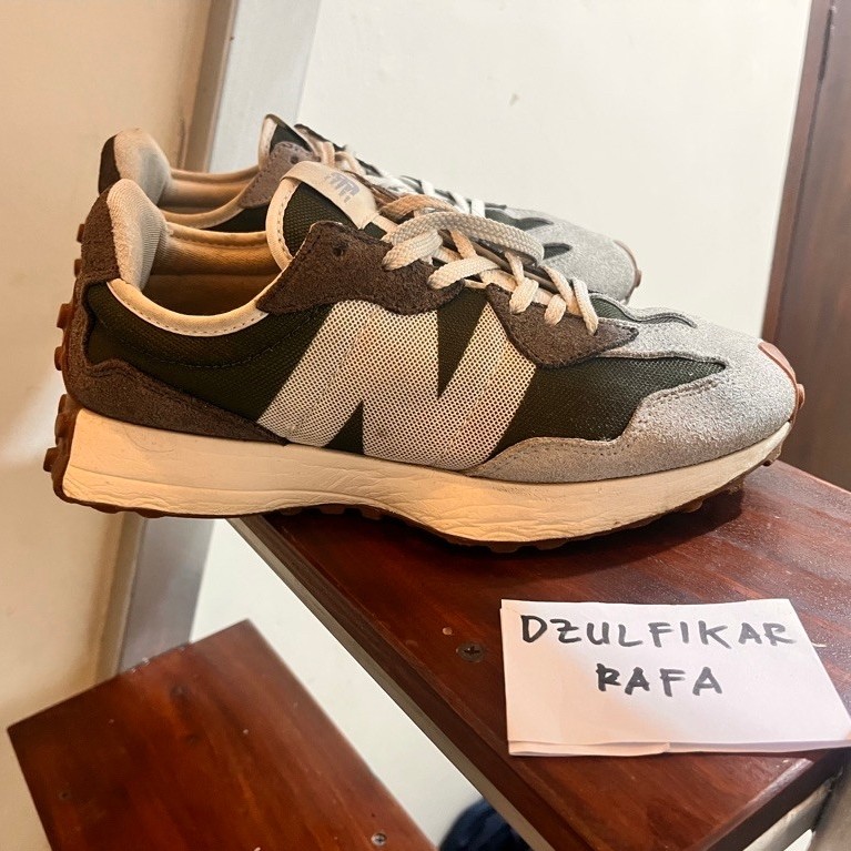 Sepatu NB 327 Oak Leafe Green