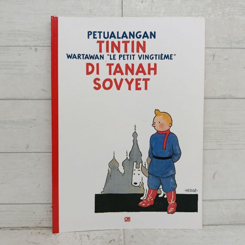 Komik Petualangan Tintin Di Tanah Sovyet Wartawan Le Petit Vingtieme GM softCover

