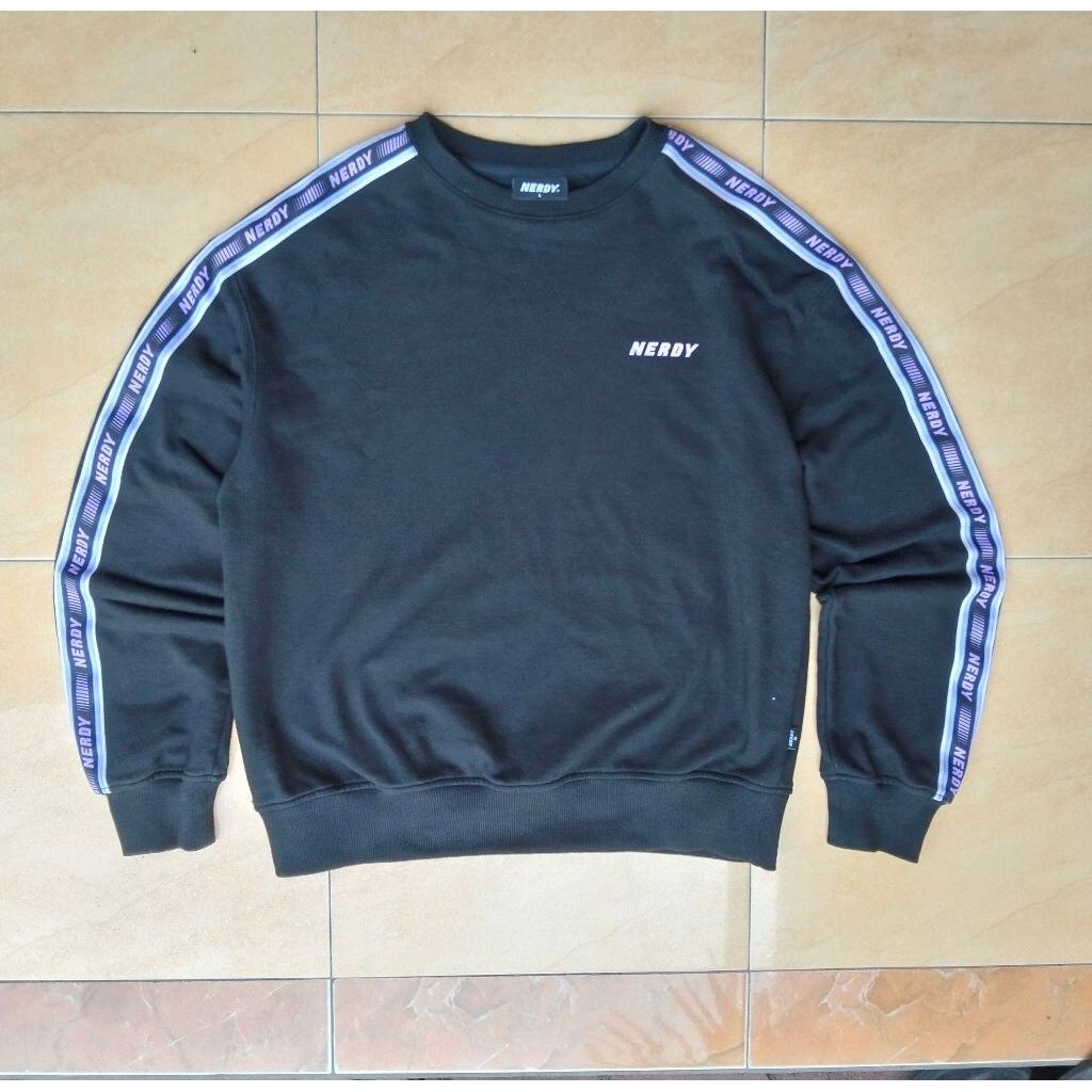 Crewnek sweater Nerdy Logo Tape Black original second