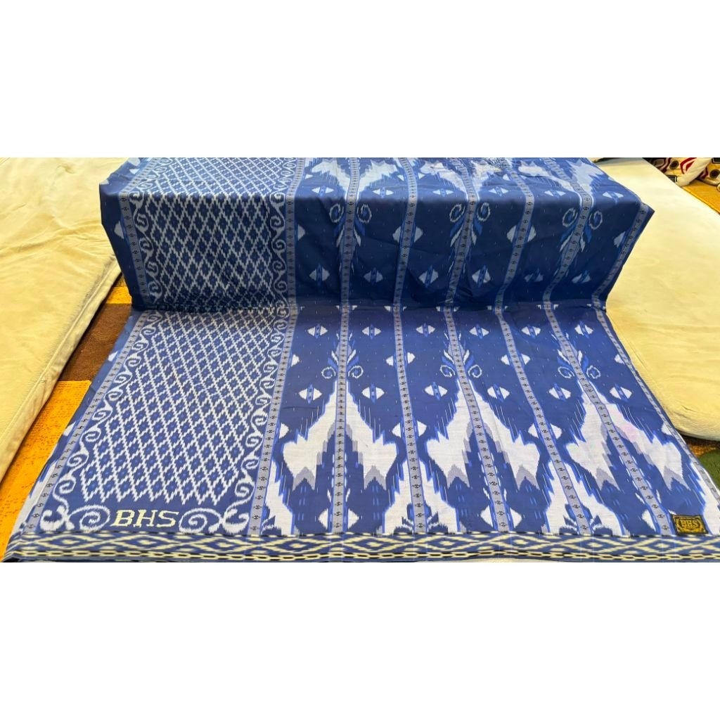 Sarung BHS TKC Kawung Full Sutra Gold Second Langka kondisi Istimewa