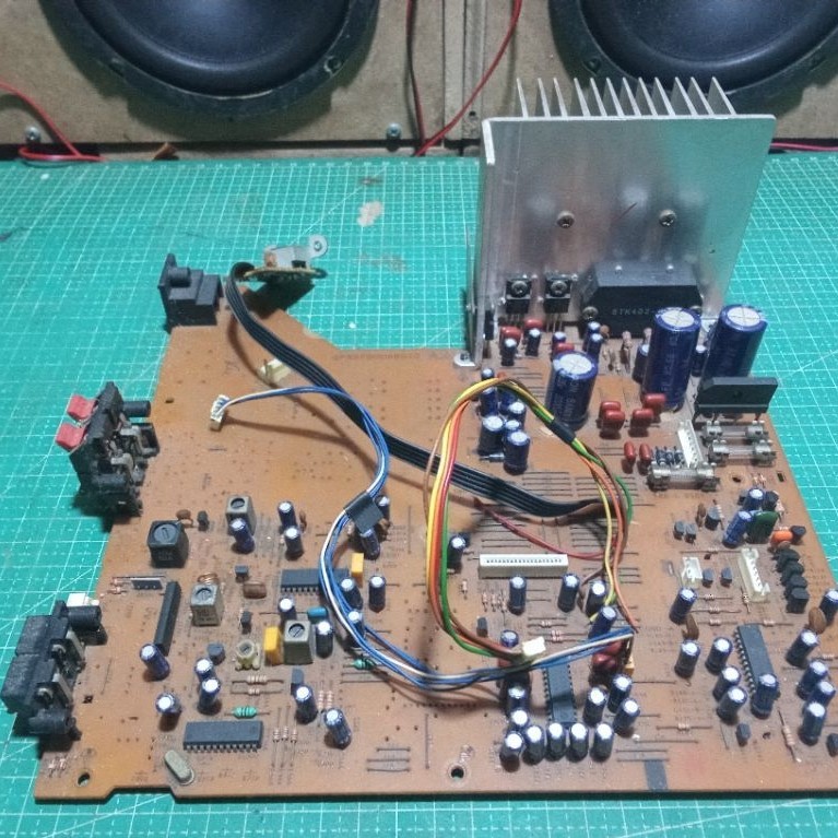 Power Ampli STK402-020 Cabutan Compo Sharp