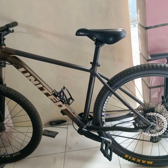 United Clovis 6.1 Size M 27.5 upgrade
