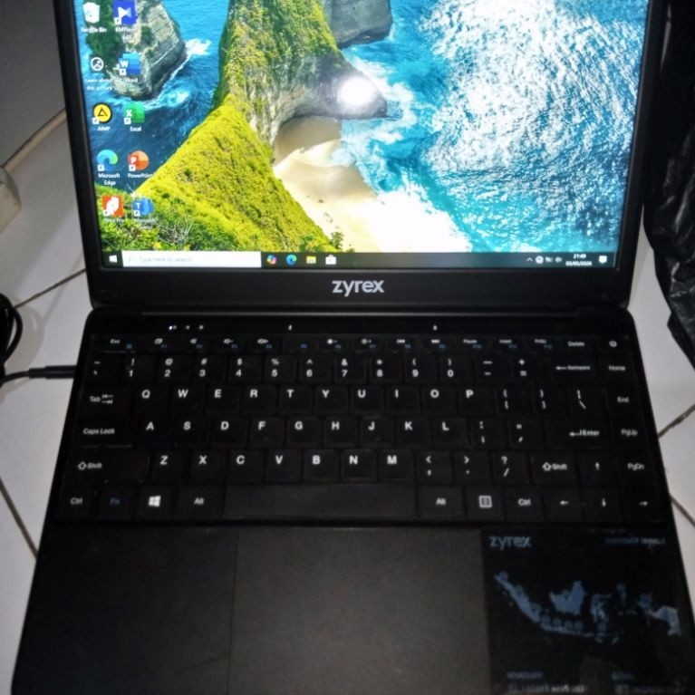 Laptop Zyrex Sky 232 Celeron N3350