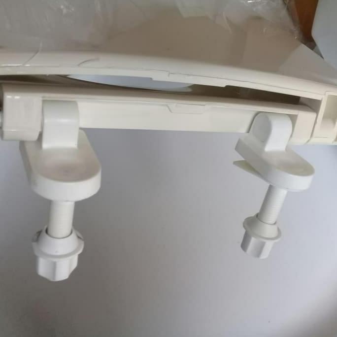 Bath- Baut Tutup Closet Toto Baut Untuk Tutup Closet Duduk Toto