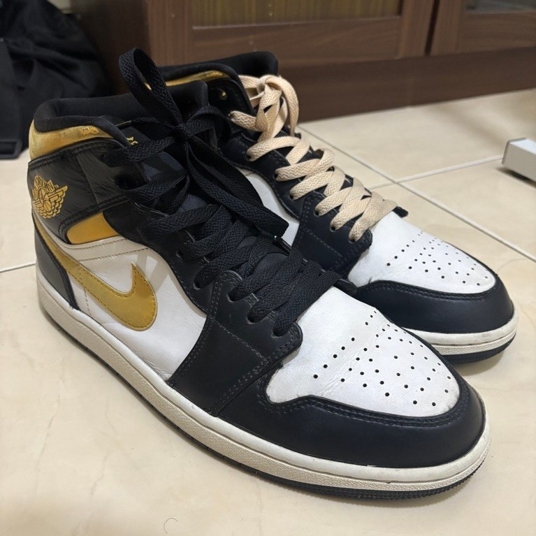 Air Jordan 1 mid pollen