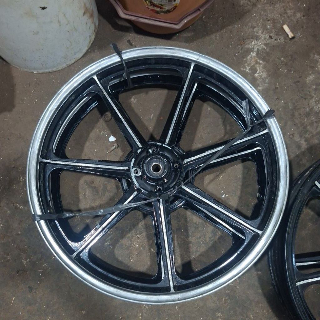 Velg scorpion rx king ring 18 original japan
