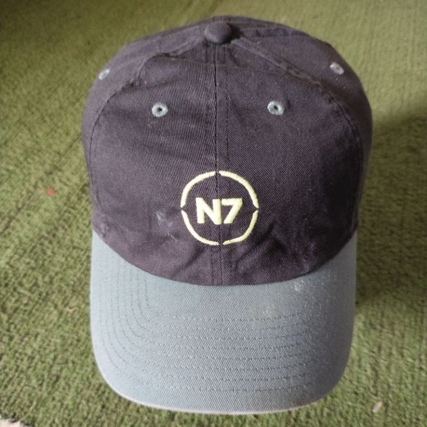 topi nike heritage 86