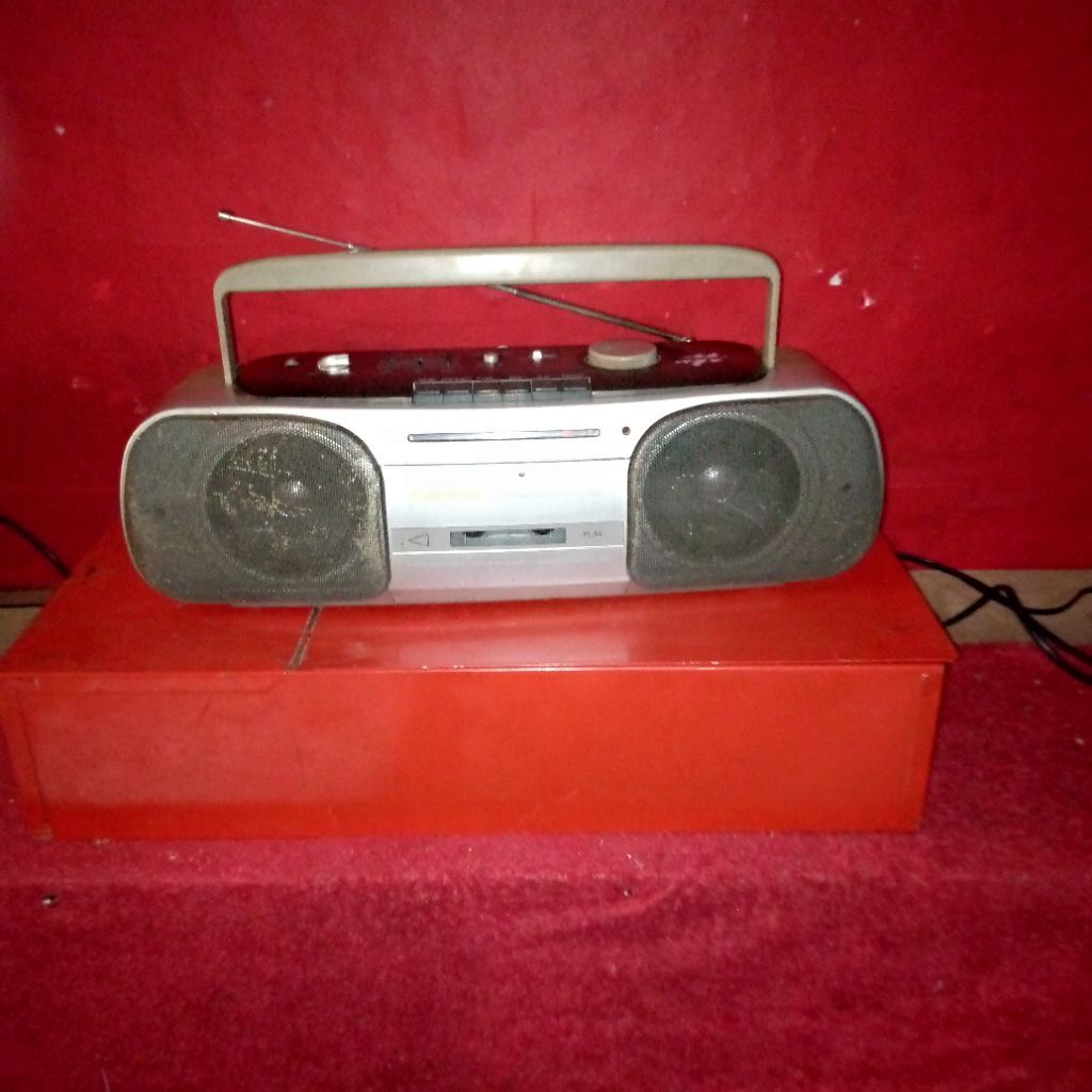 radio jadul polytron