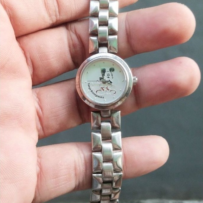 jam tangan Disney original normal