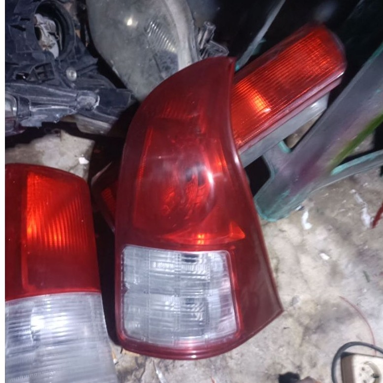stoplamp Avanza 2012 Kanan
