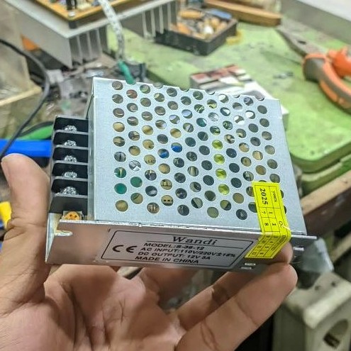 adaptor bias class d 12v