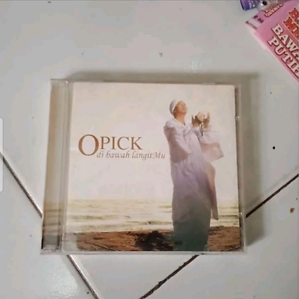 COVER CD Opick Dibawah Langitmu