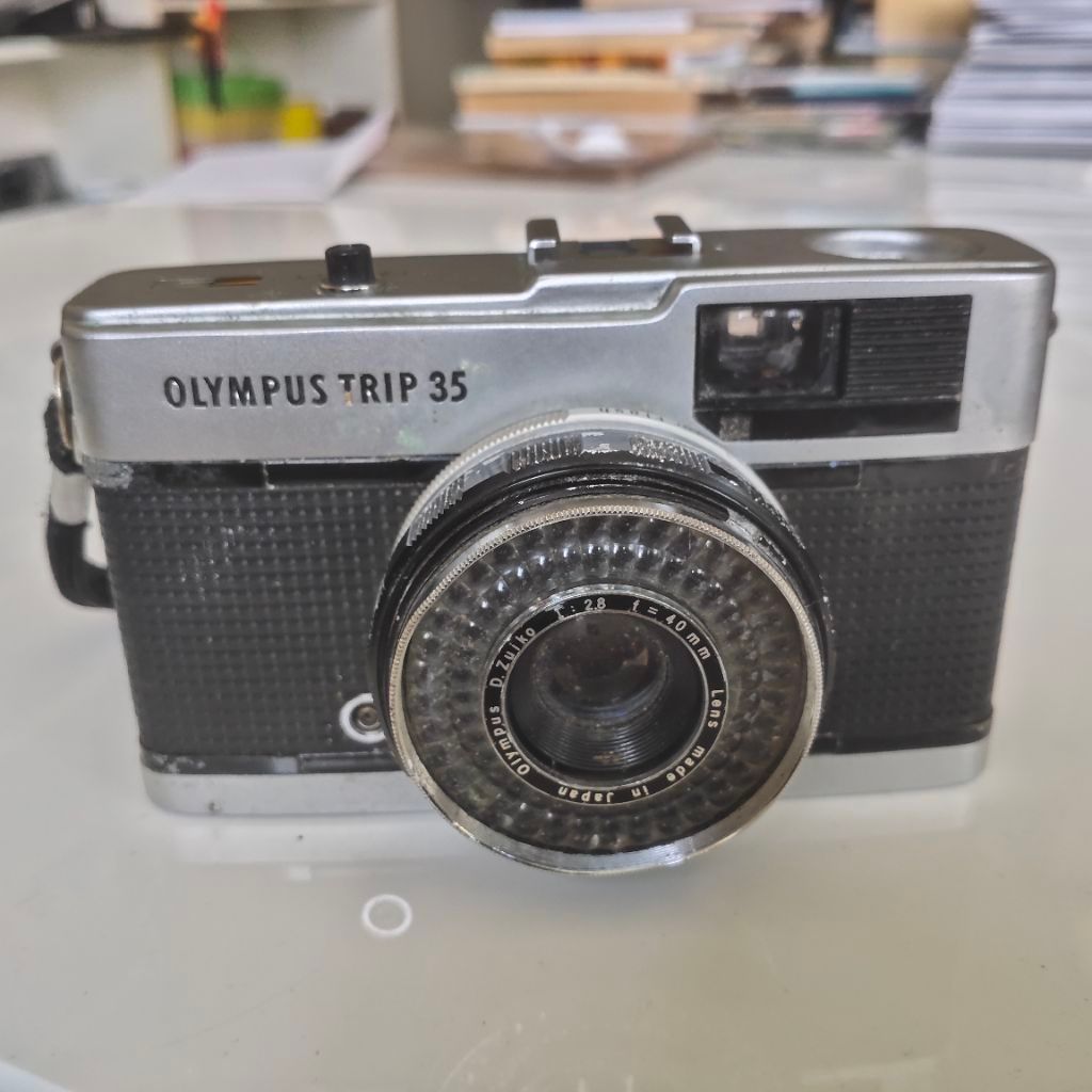 Kamera analog OLYMPUS TRIP 35