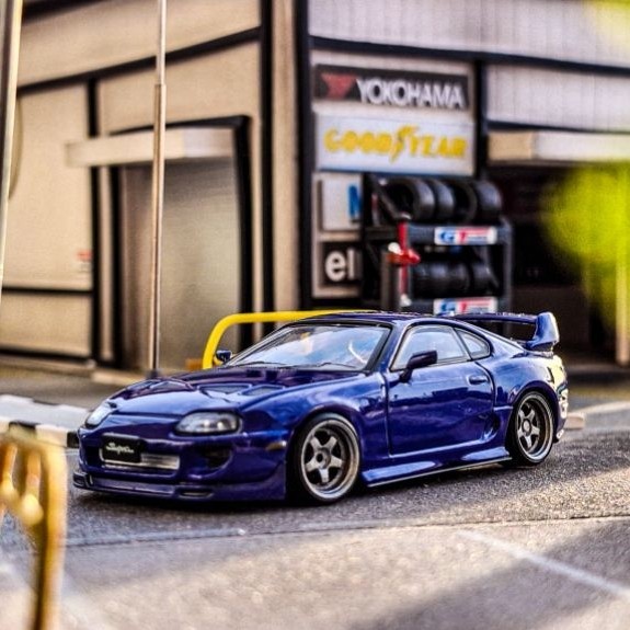 Hobby Japan Supra 1:64
