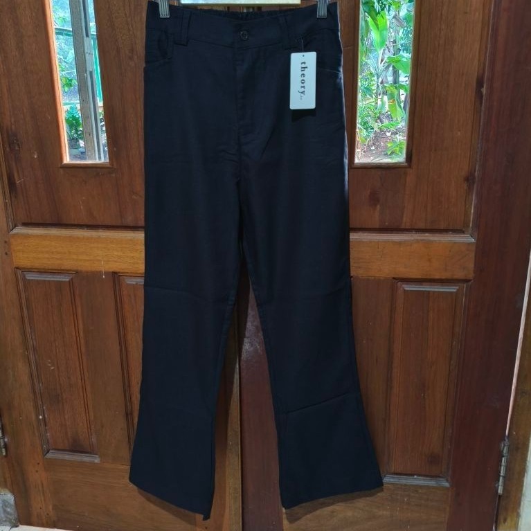 celana cutbray Theory