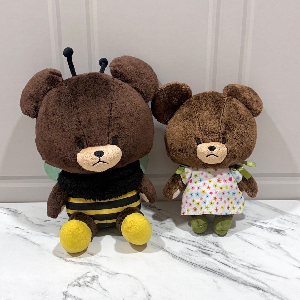 Boneka Plushie Jackie from Bears’ School Bee Costume & Floral Dress Costume Bandai Furyu Japan