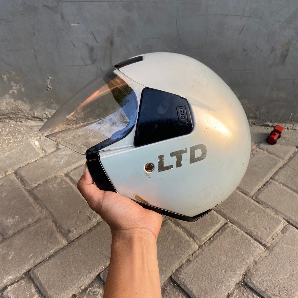 helm ltd rs 1 malaysia helm ltd RS-1 putih original