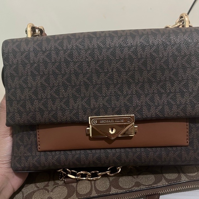 MK Cece