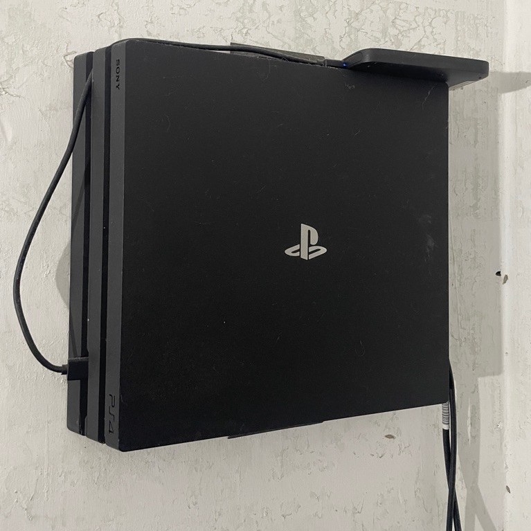 PS 4 Pro Hen 1tb + HDD 1tb