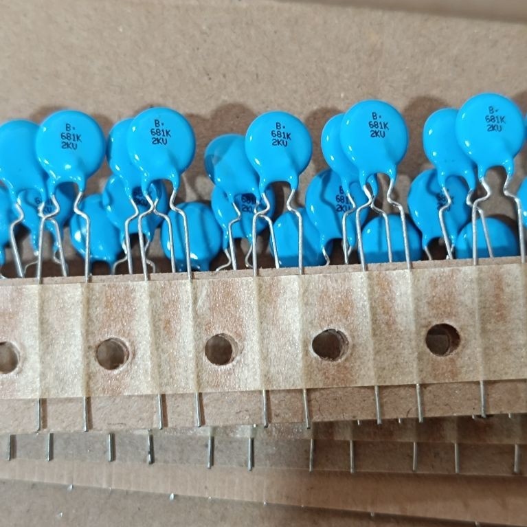 50 pcs kapasitor 681 2kv milar keramik biru 680n 2 kv renteng