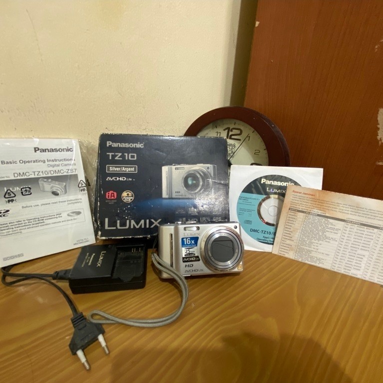 kamera Digicam panasonic lumix tz10 second
