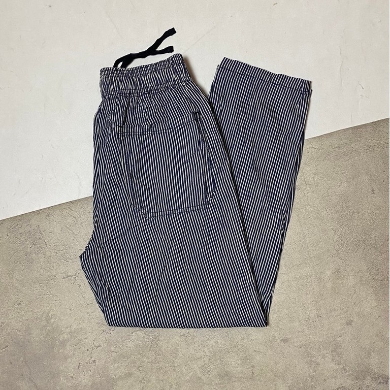 ZT 034 - GU by UNIQLO Relaxed Hickory Pants.