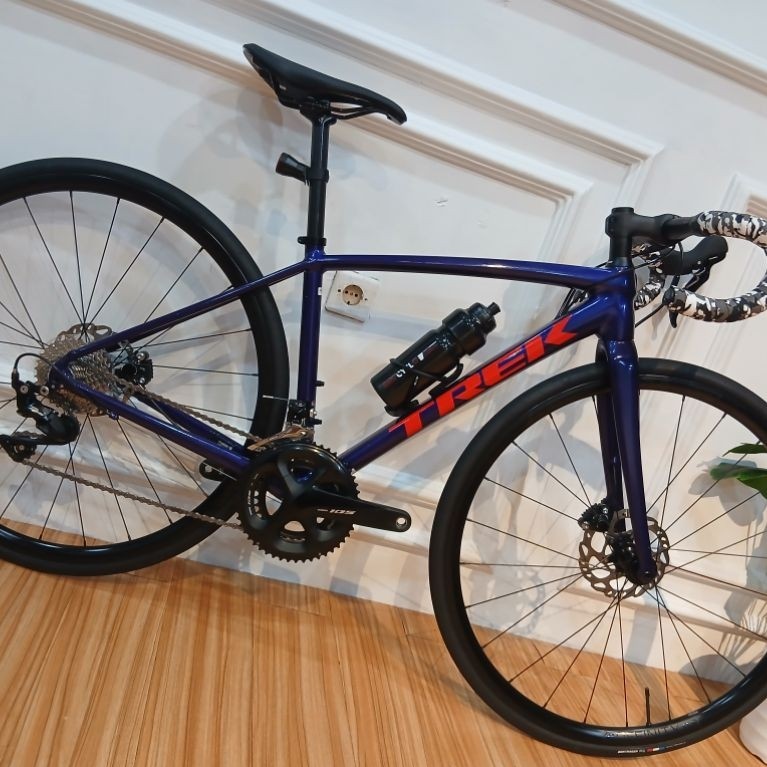 ROADBIKE TREK EMONDA ALR5 2022 ORIGINAL SIZE 47 SECOND GOOD CONDITION