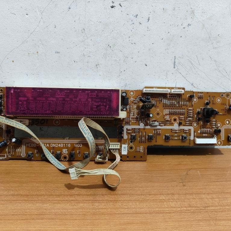 panel depan big band polytron bb3501