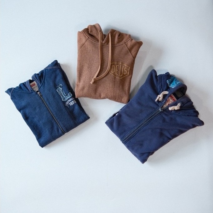 Hoodie True R Levis dan Deus Machina Original - Size M - L