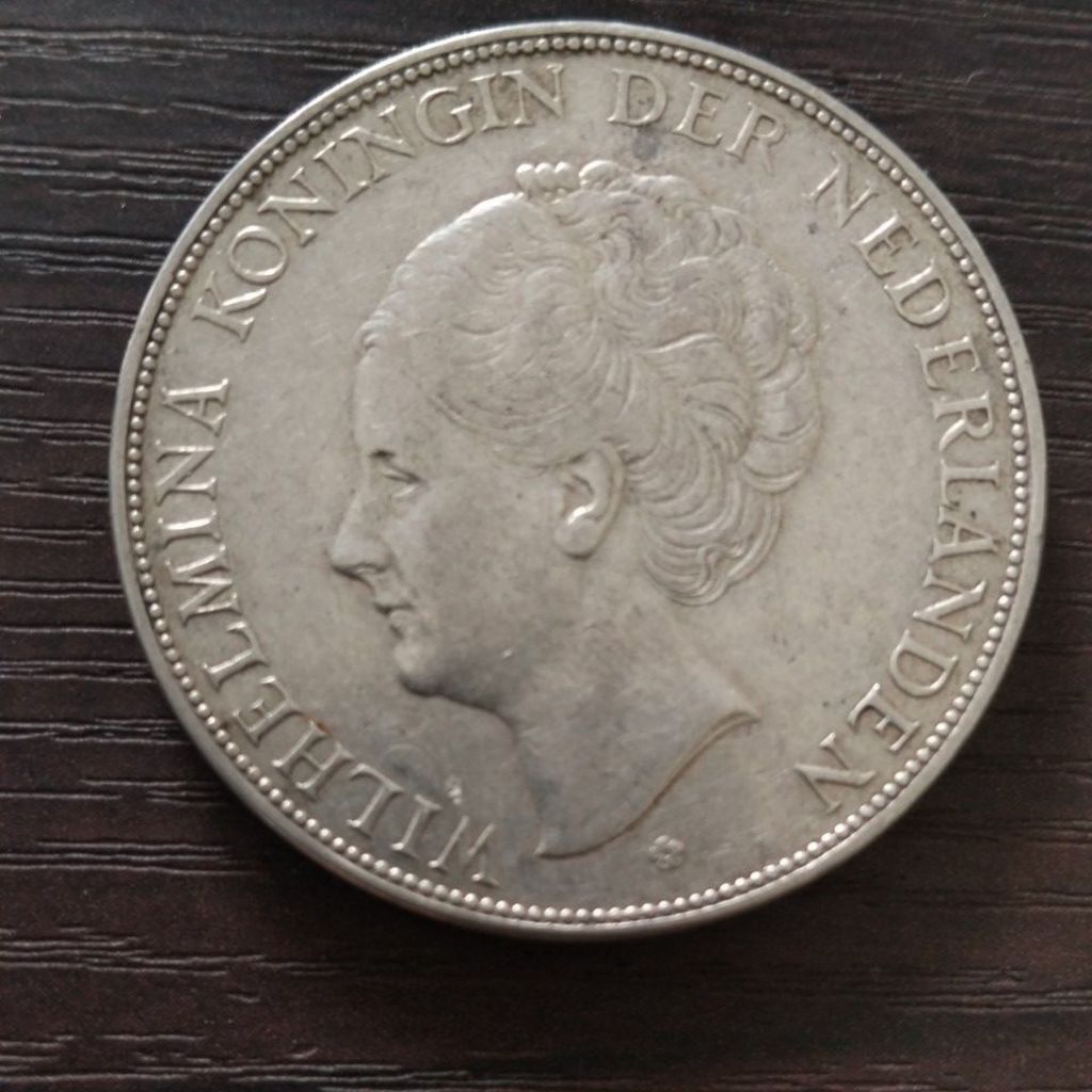 KOIN PERAK ASLI WILHELMINA TH 1931, 100% ORIGINAL.-BUKAN-REPLIKA.