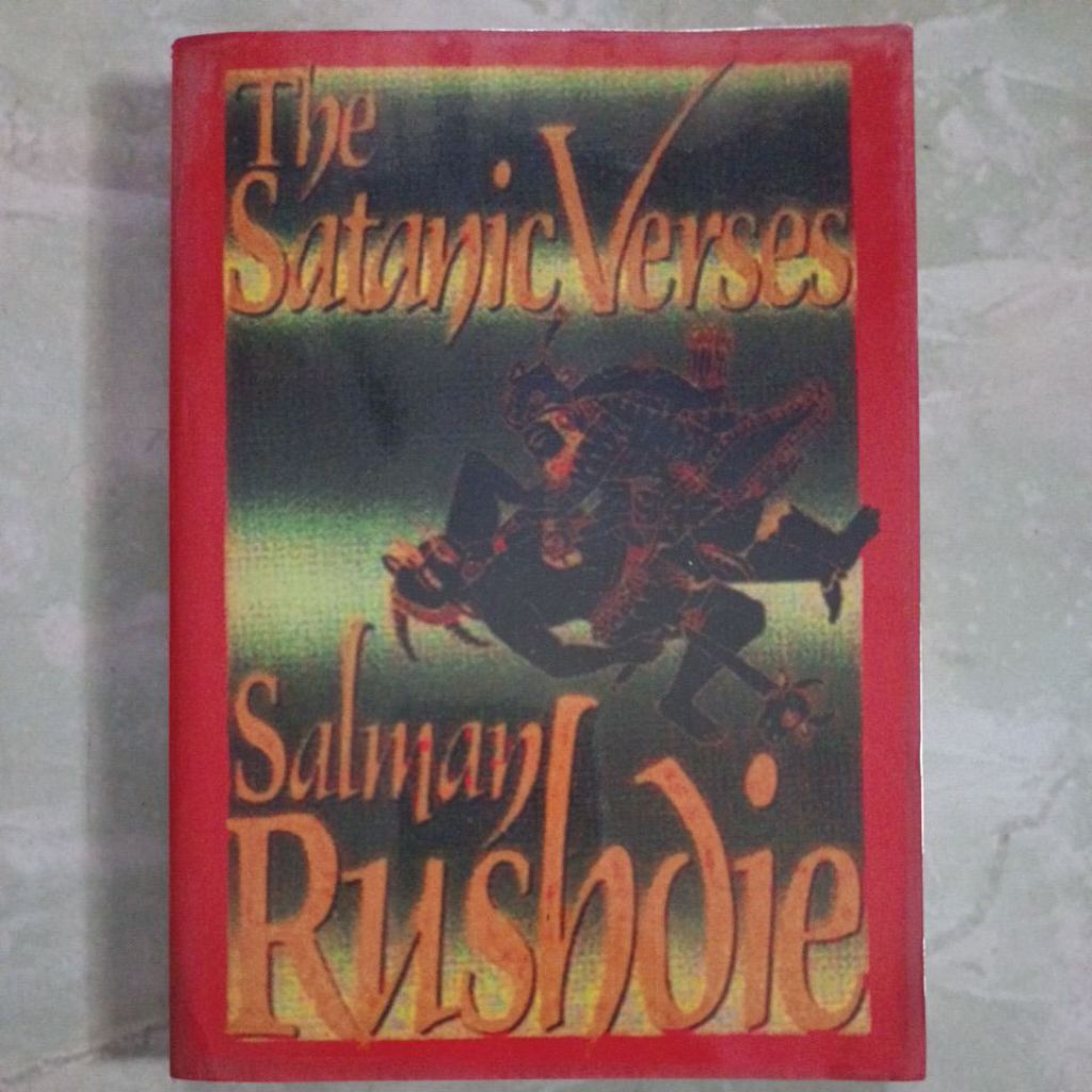 The Satanic Verses - Salman Rushdie