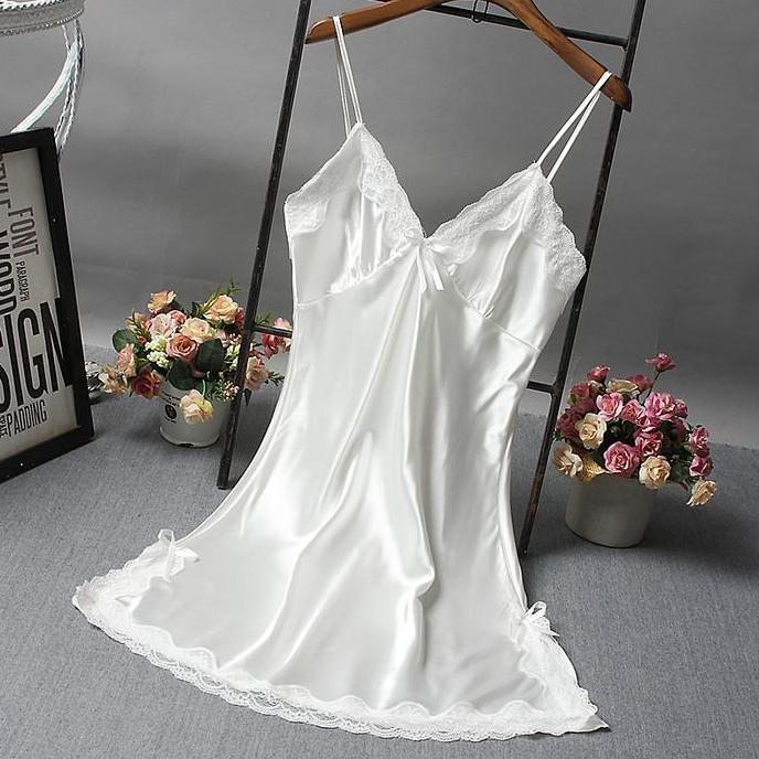 Ninabobo Bt004 Lingerie Dress Satin Mini Deep V Silk Baju Tidur Wanita Mini Daster Renda