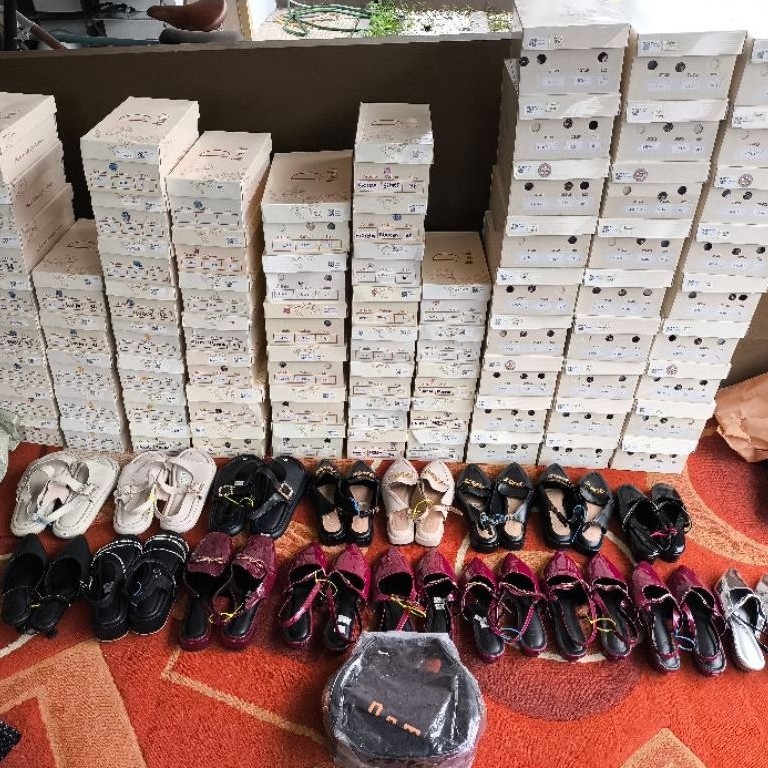 READY STOCK - SALE DAMELIA MELSTORE, Sandal Melstore, Produk Sale Melstore, Damelia SALE