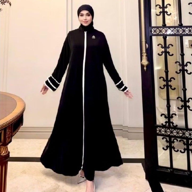 Dres Gamis Hitam List Putih Sheila Saukia Ori