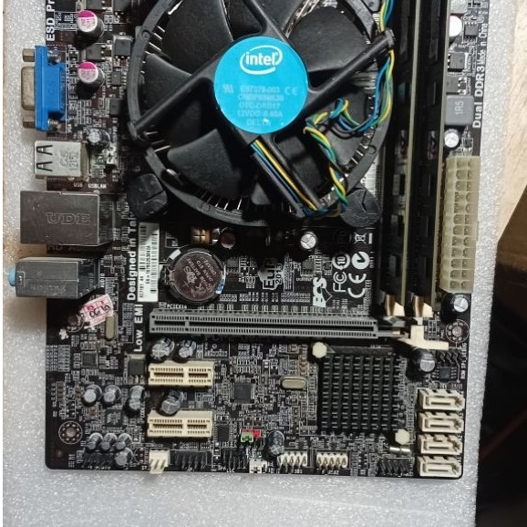 paketan mobo h61 + pentium g630